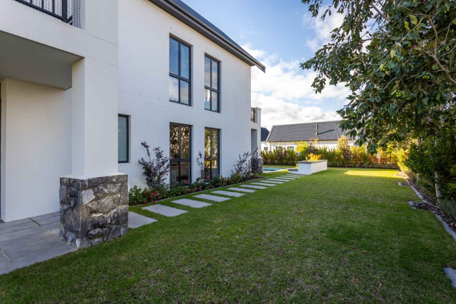5 Bedroom Property for Sale in Val De Vie Estate Western Cape